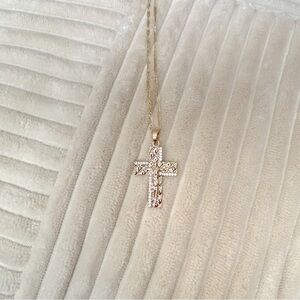 ELEGANT NECKLACE CROSS NECKLACE WITH CLEAR ZIRCONIA 18K LAMINATED GOLD